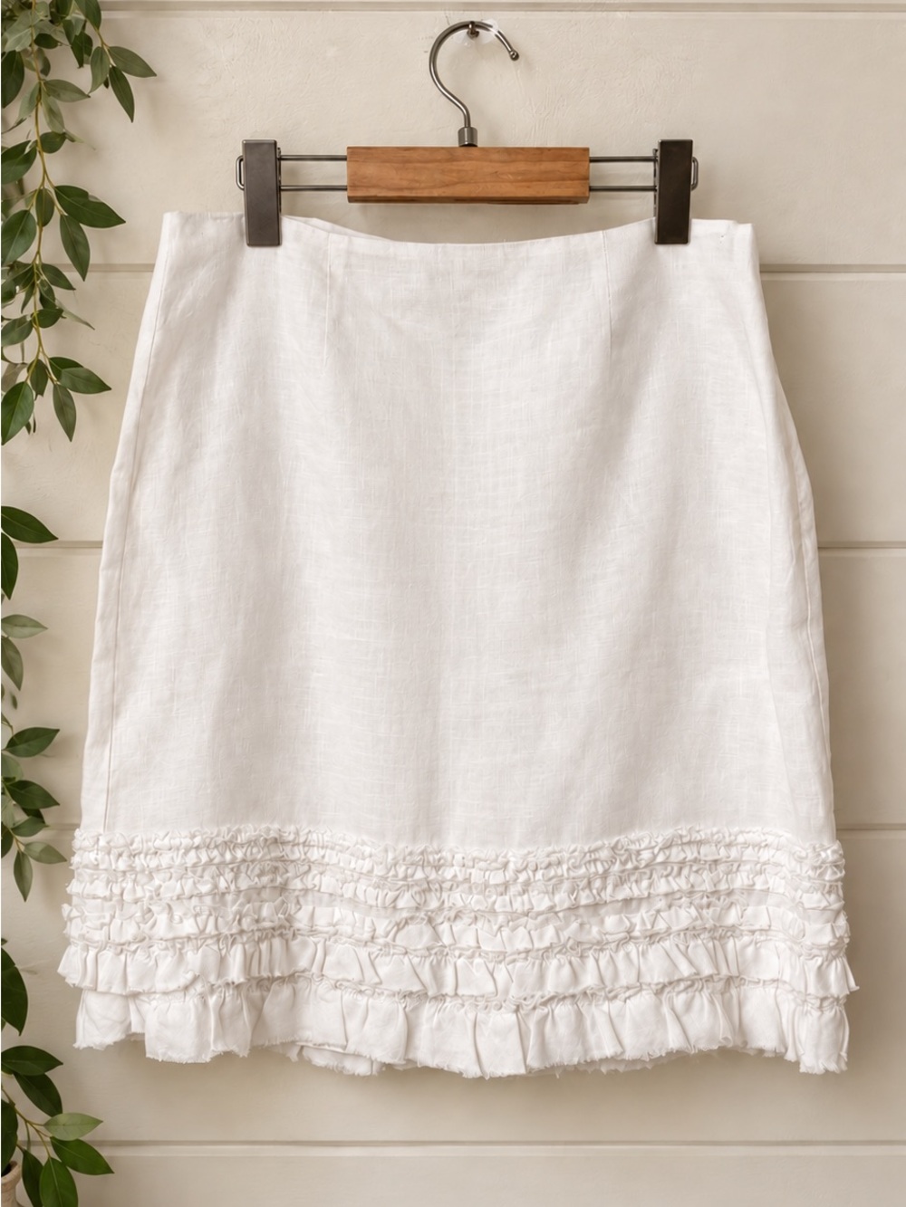Tommy Bahama White Linen Ruffle Hem Skirt Size 8 Coastal Resort